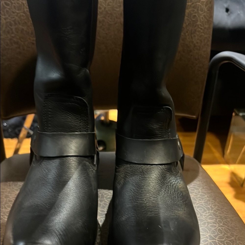 Milwaukee Black Tactical Combat Boots with Rugged Sole